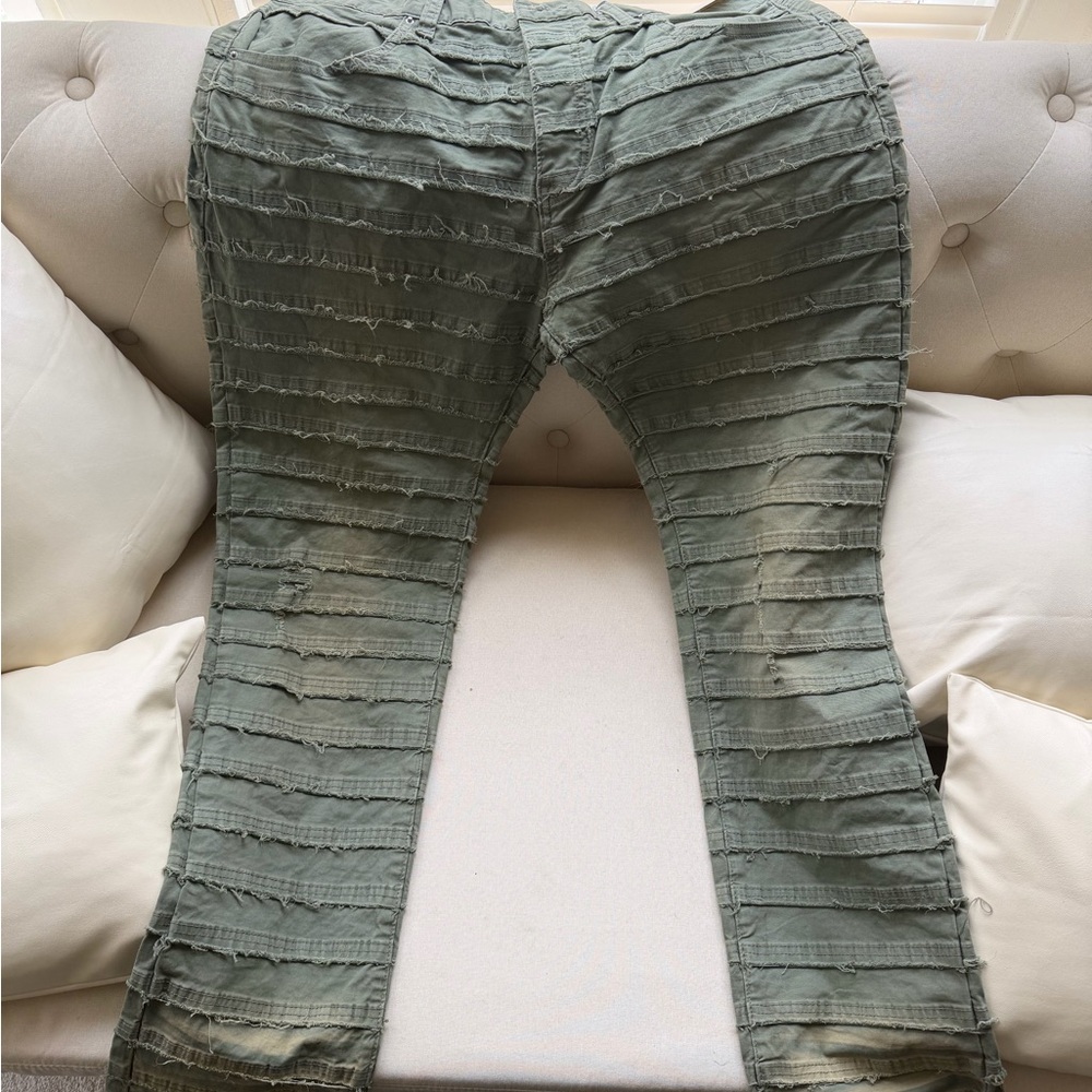mnml Frayed Horizontal Ribbed Olive Green Jeans